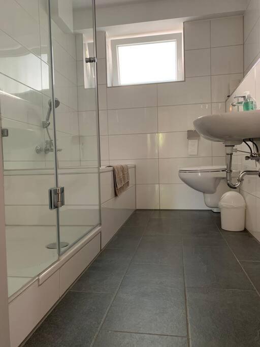 60Qm Zweizimmerwohnung Im Raum Stuttgart Oberriexingen Exterior photo